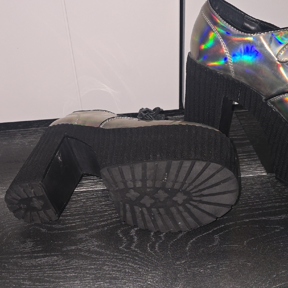 Current Mood Iridescent Platform Shoes with Black Trim - Picture 4 of 5